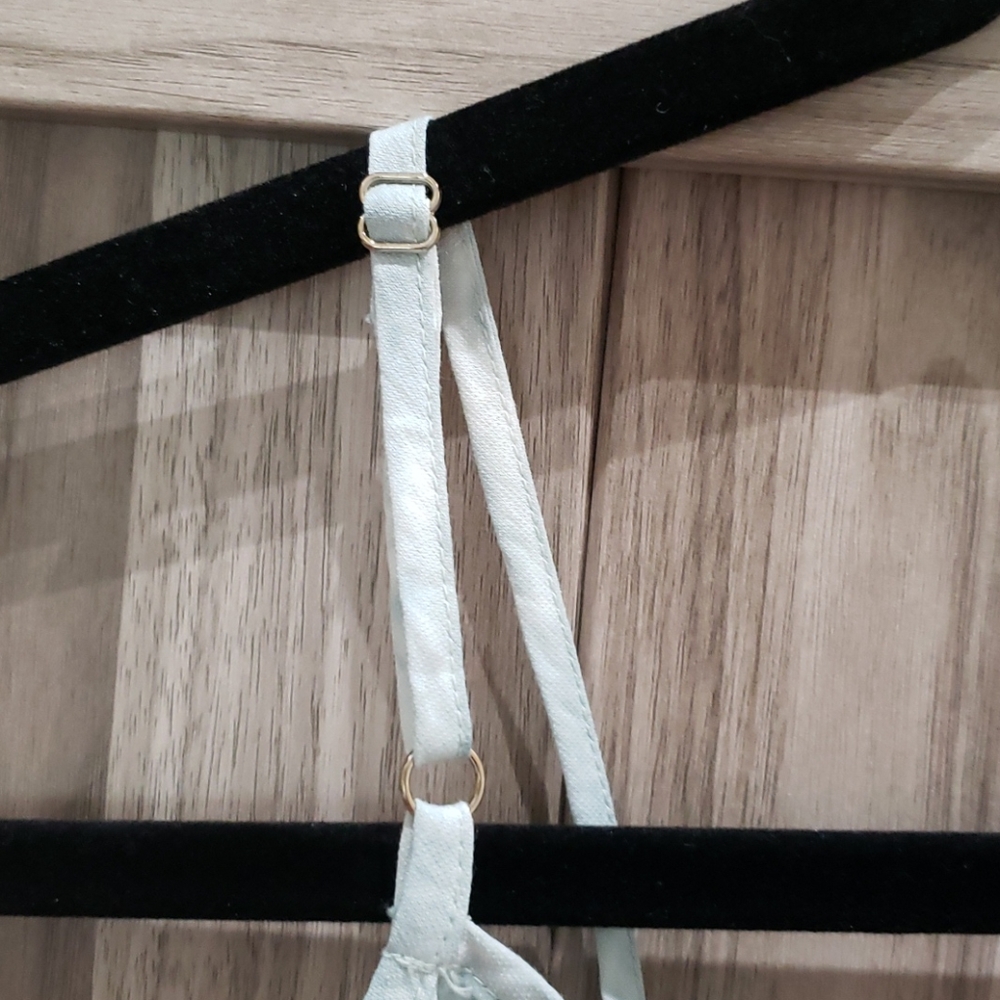 Easel Tank Top - Picture 5 of 6